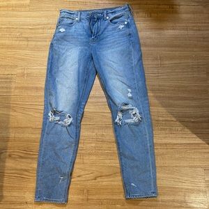 American Eagle ripped light wash mom jeans